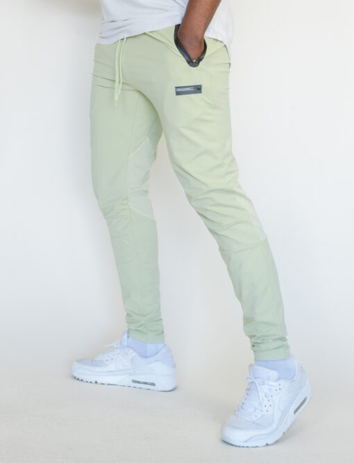 Lightweight Joggers Pistachio